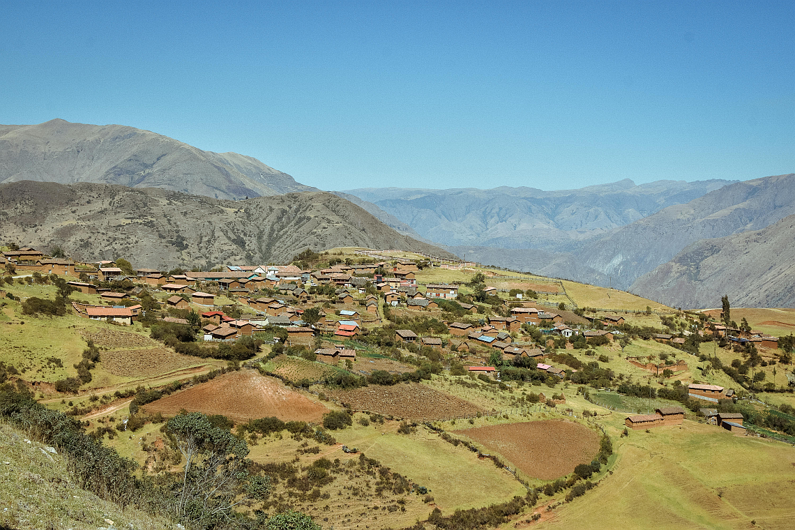 Localidad Rural Anmad Desafíos asociados con el uso de GNSS en áreas rurales: Acceso a ...
